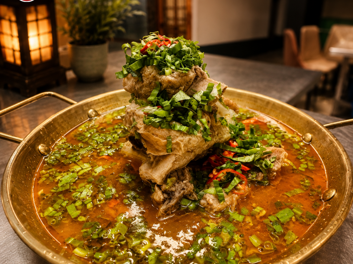 Sườn Tháp Cay